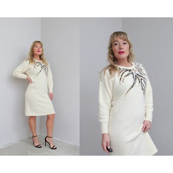 1990's Vintage Creamy Angora Beaded Winter Sweater Dress ~ Women's SM to LG 90's - Picture 1 of 10